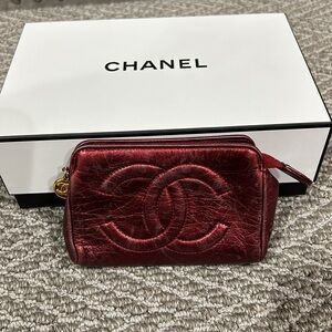Chanel pouch